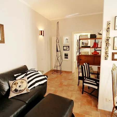 Groovy Rome Art Apartment דירה רומא