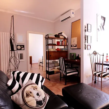 Groovy Rome Art Apartment רומא